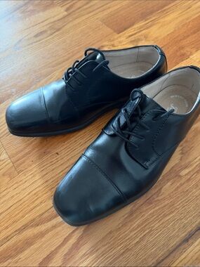 Florsheim Boys Black Cap-Toe Leather Lace-Up Oxfords